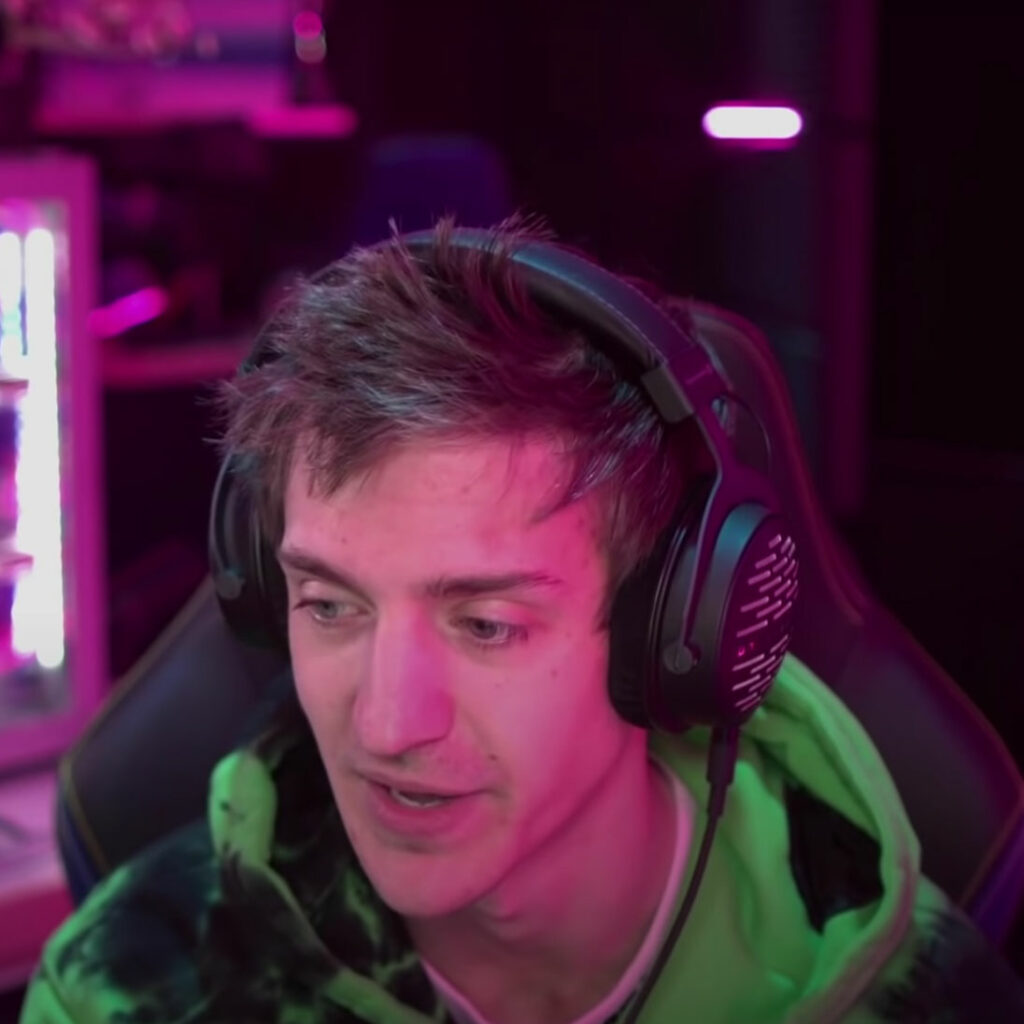 how much ninja makes per month from twitch and youtube